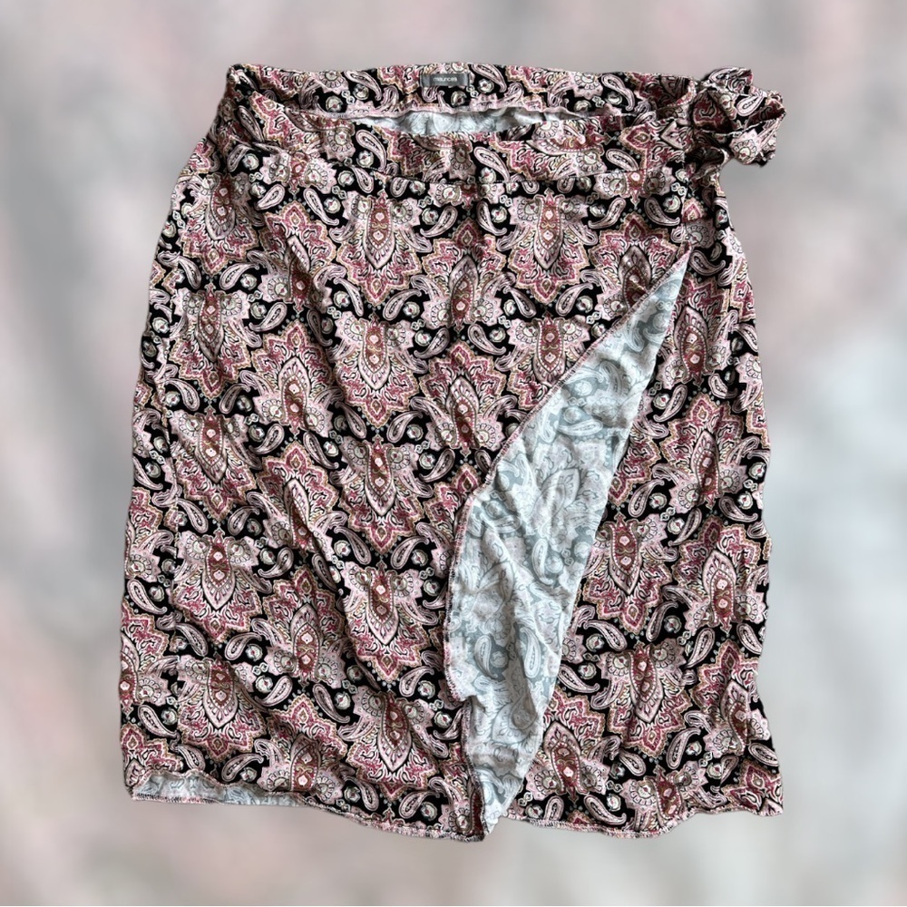 Maurice’s wrap around tie skirt size 16W